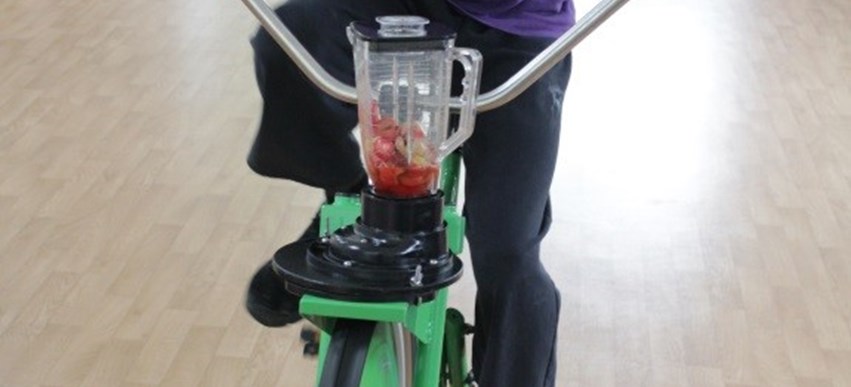 Hill House School celebrate 'Smoothie Bike Day!' image