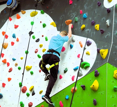 Climbing 2