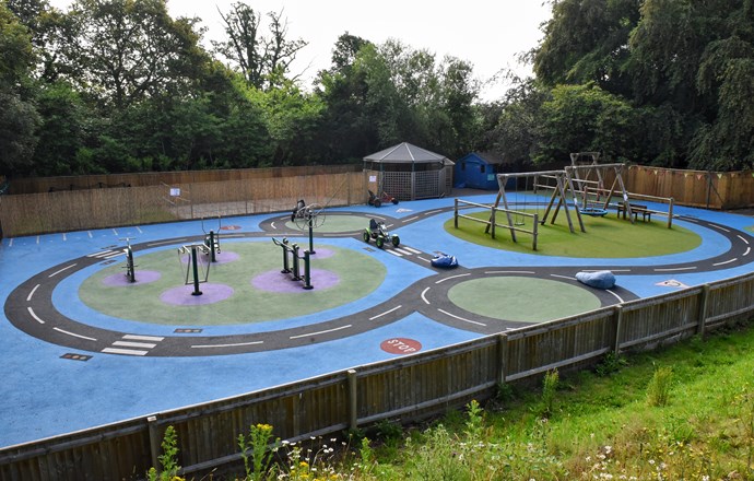 Hill House Outdoor Facilities