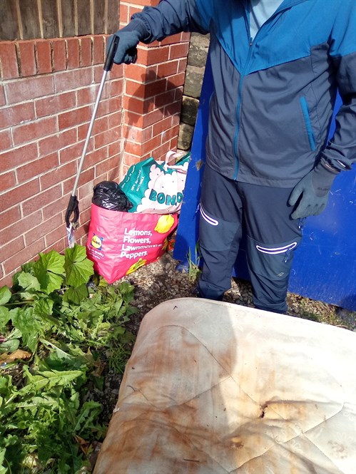 Litter Picking 2