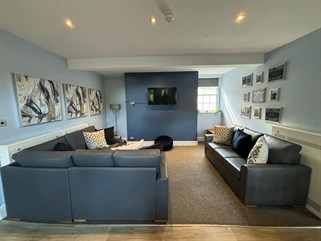 PHOTO 2024 08 20 15 42 19